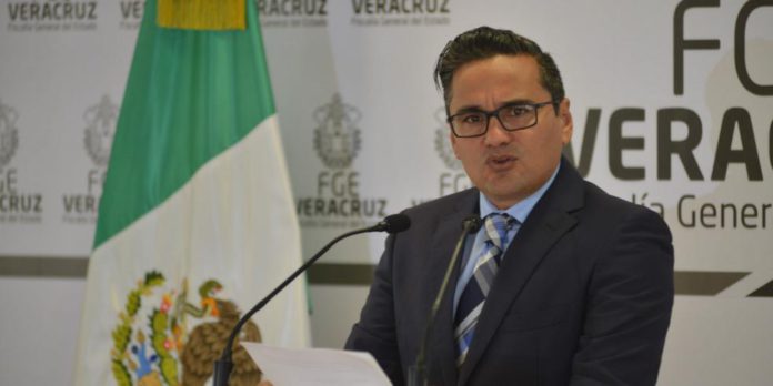 Fiscal de Veracruz, a juicio; no es el único