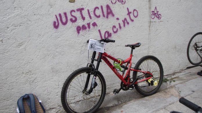 #JusticiaParaJacinto: moverse en bicicleta, un riesgo permanente en el país