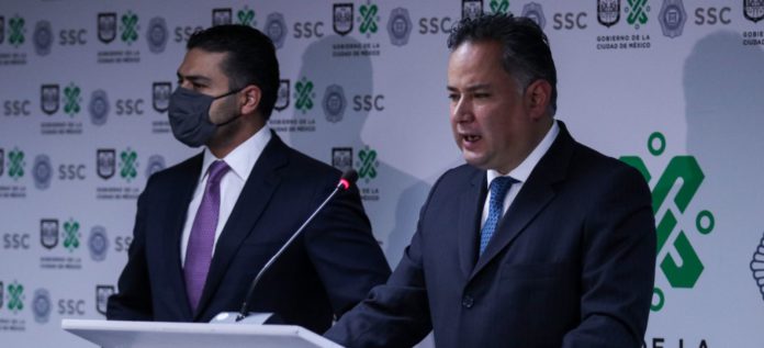 La SSC-CDMX y la UIF capturan a banda de nigerianos que robaban nómina de personas en México