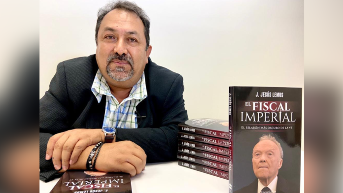 Gertz Manero puede descarrilar a la 4T, asegura autor de libro sobre el fiscal
