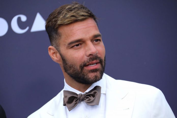 El hermano de Ricky Martin nos comparte quién fue el culpable de las acusaciones hacia el cantante