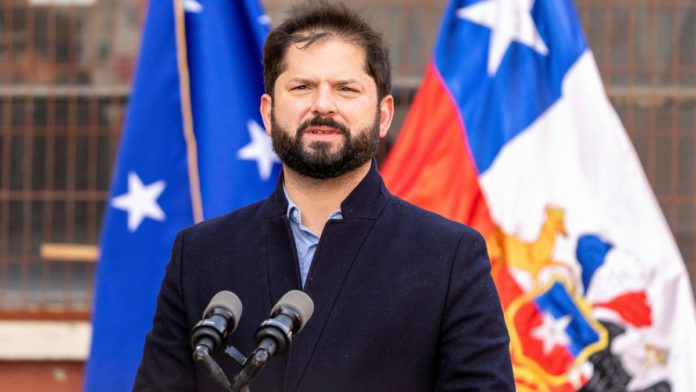 Rechazo a la nueva Constitución en Chile deja a Gabriel Boric en una encrucijada
