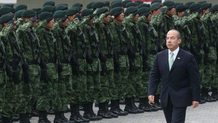 Felipe Calderón debe ser juzgado por violaciones a derechos humanos durante su guerra contra el narcotráfico